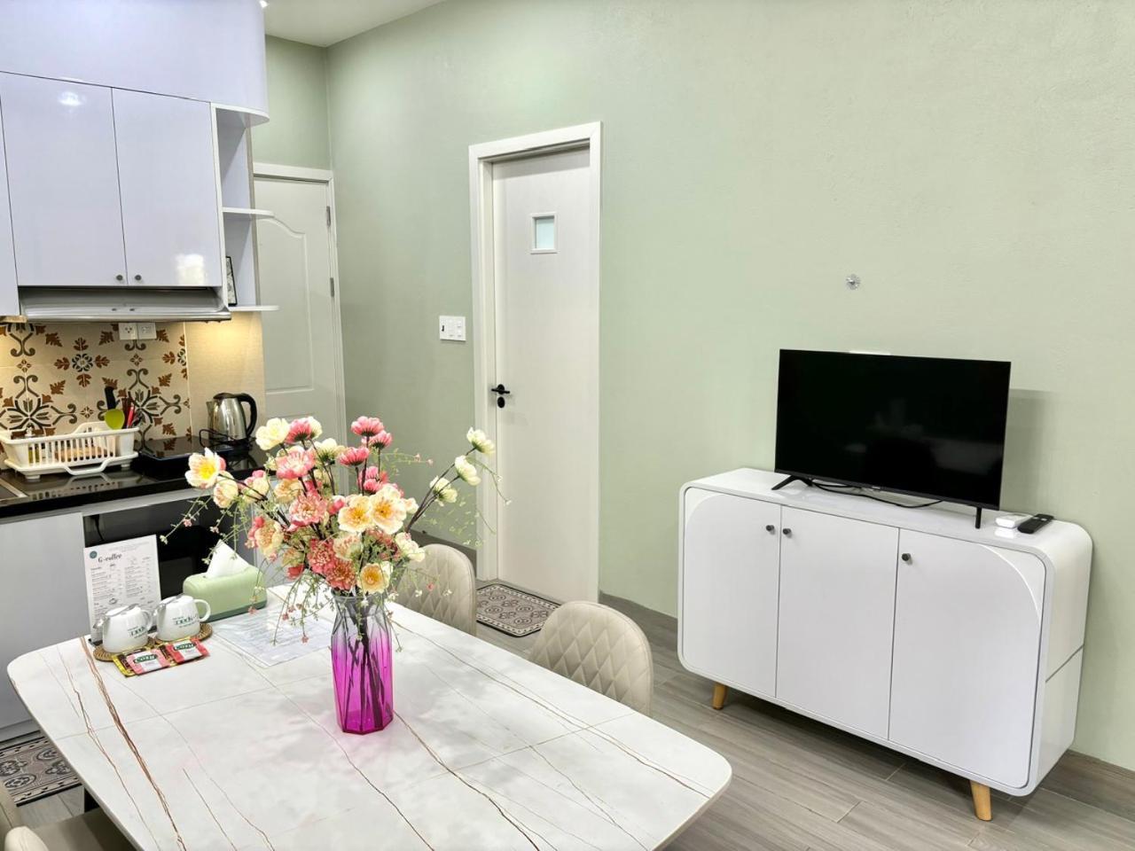 G-Space Apartment Хайфон Номер фото